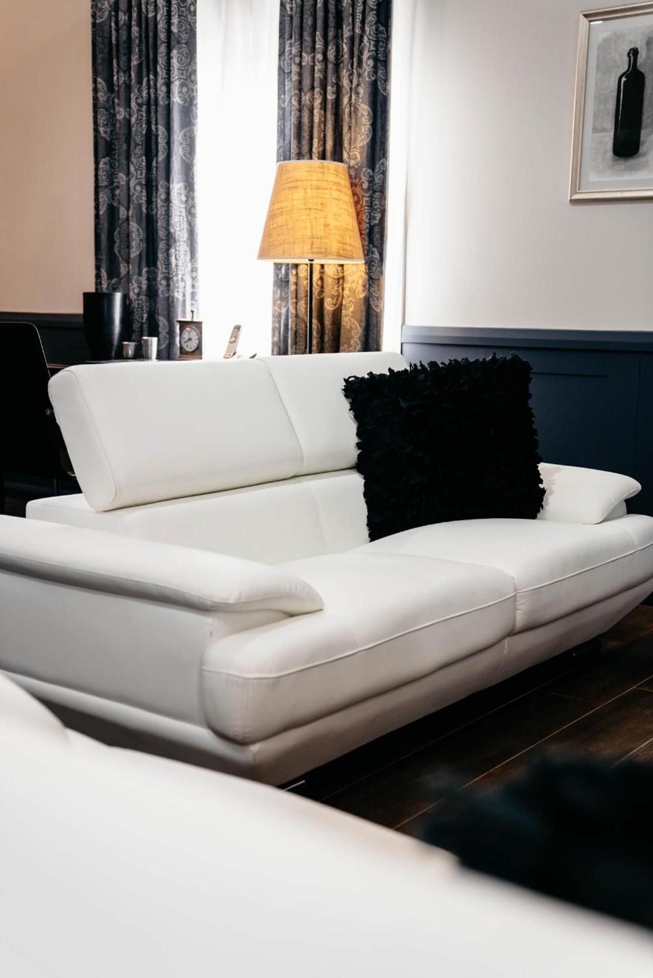 de Russie Boutique Hotel Orange Extérieur photo